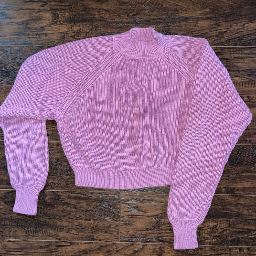 Women’s Pink Sweater